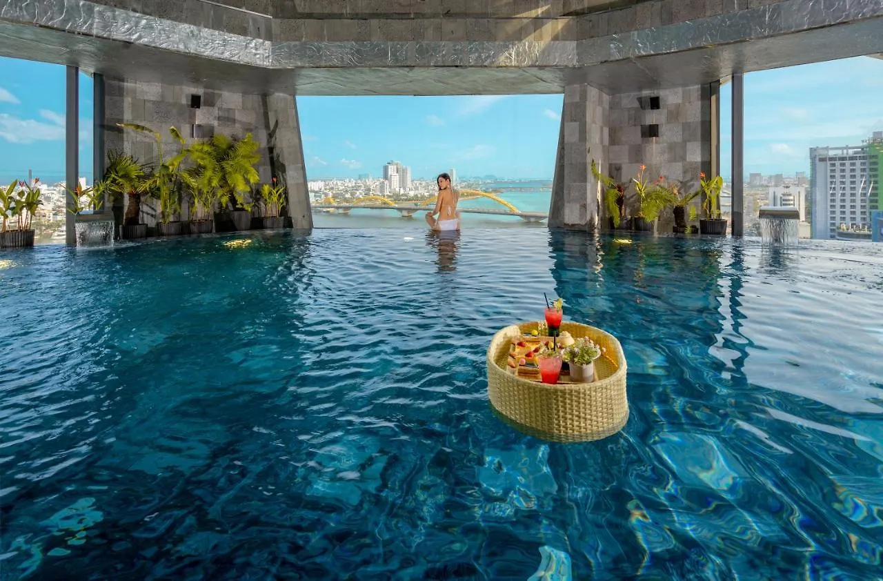 Haian Riverfront Hotel 岘港 4*,  越南