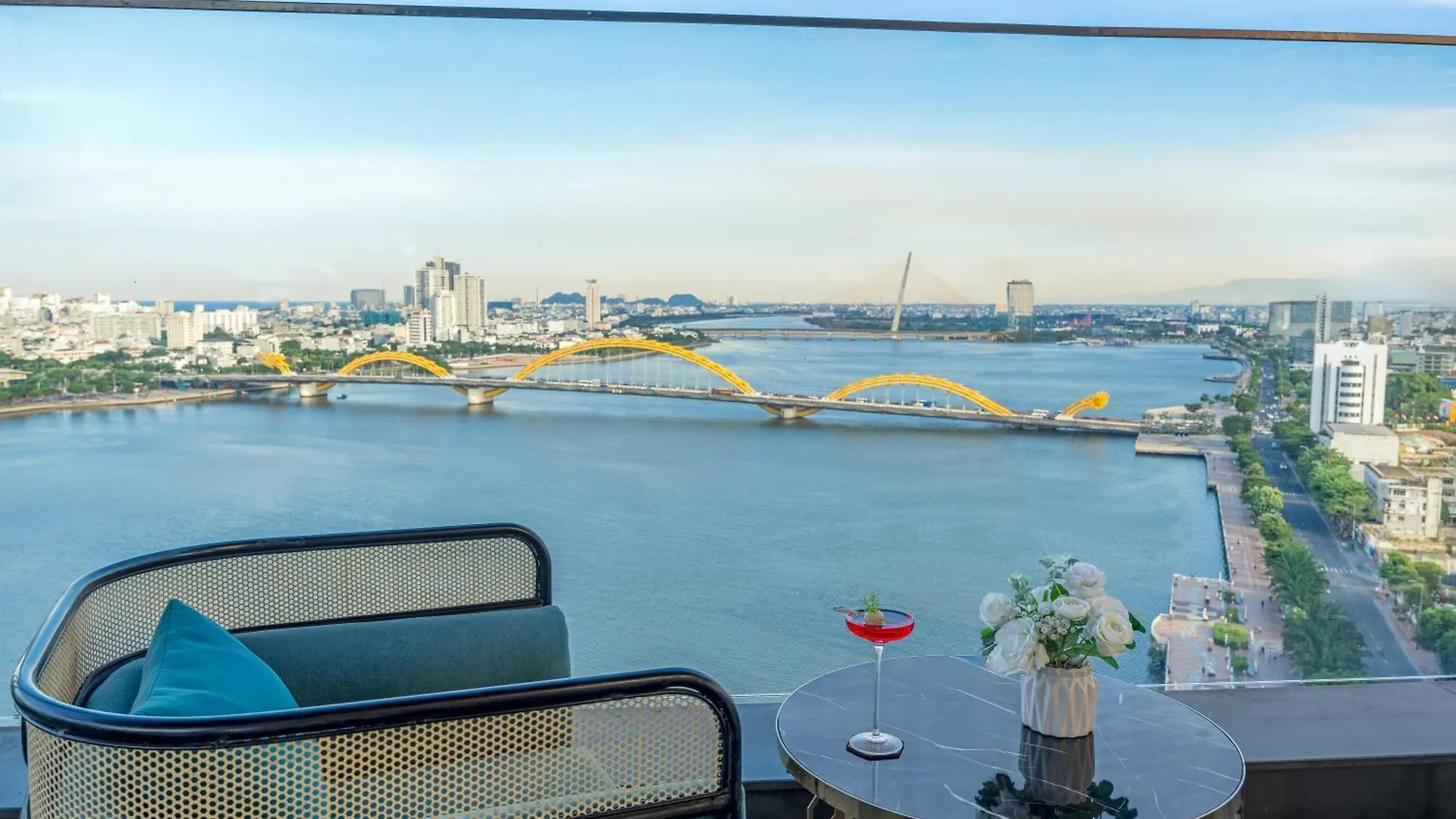 Haian Riverfront Hotel 岘港
