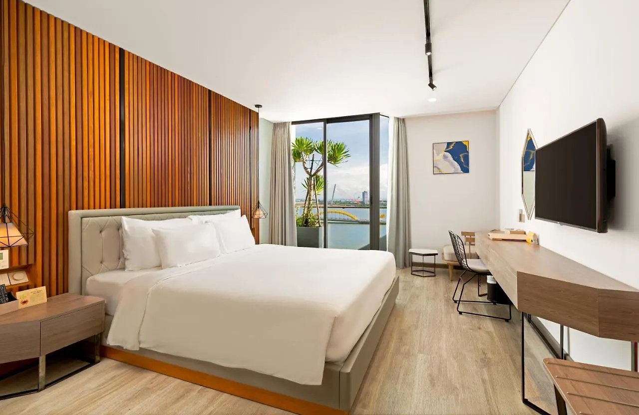 Haian Riverfront Hotel Da Nang Vietnam