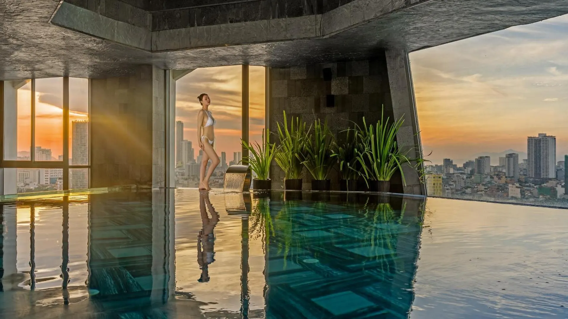Haian Riverfront Hotel Da Nang